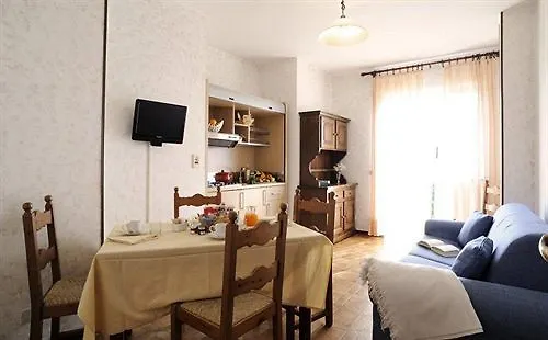 Il Borgo Della Rovere San Bartolomeo Al Mare Italien